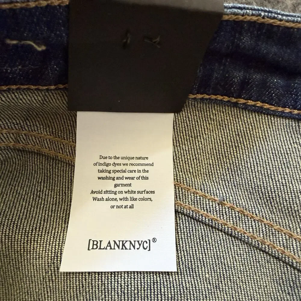 BlankNYC Denim Shorts Womens Size 30 The Fulton Distressed Denim Cutoff NWT